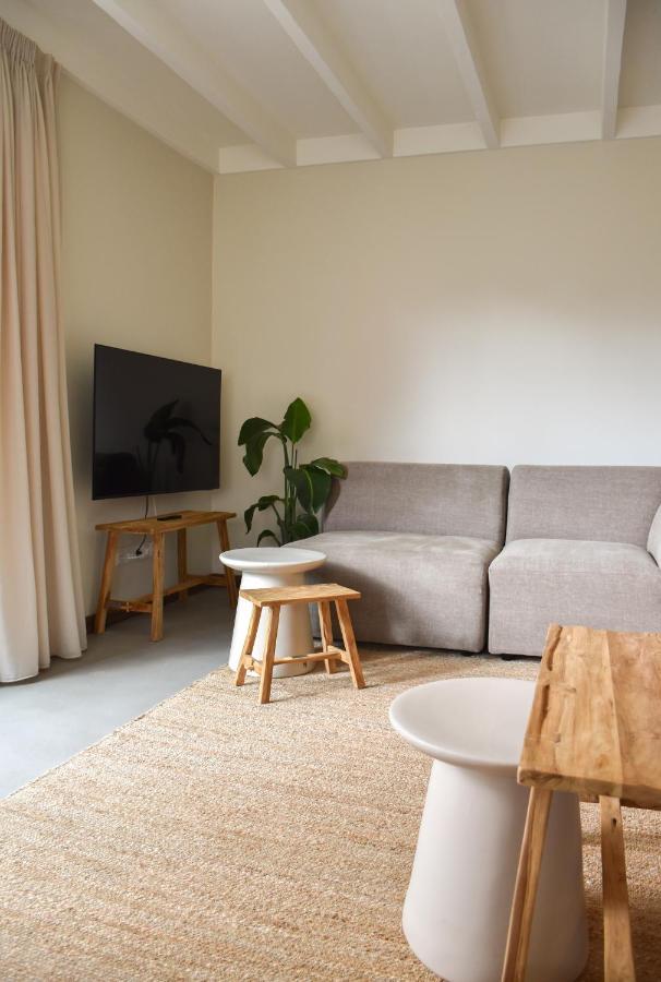 Van Heeckeren Apartments & Suites Nes Nes  Eksteriør billede